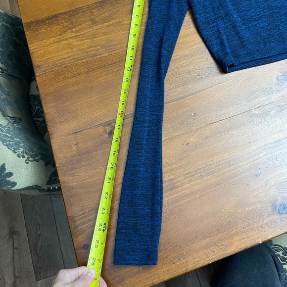 Wilfred Free XS long sleeve crop - Picture 4 of 6